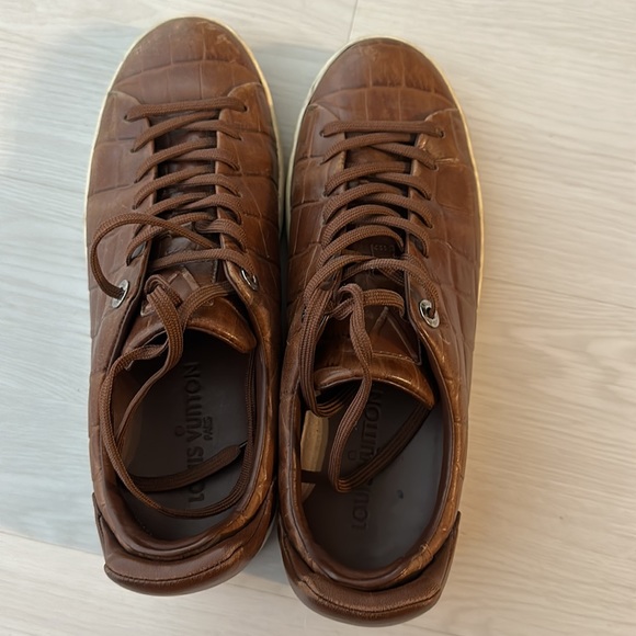 Louis Vuitton Brown Leather Crocodile sneakers - Picture 2 of 5
